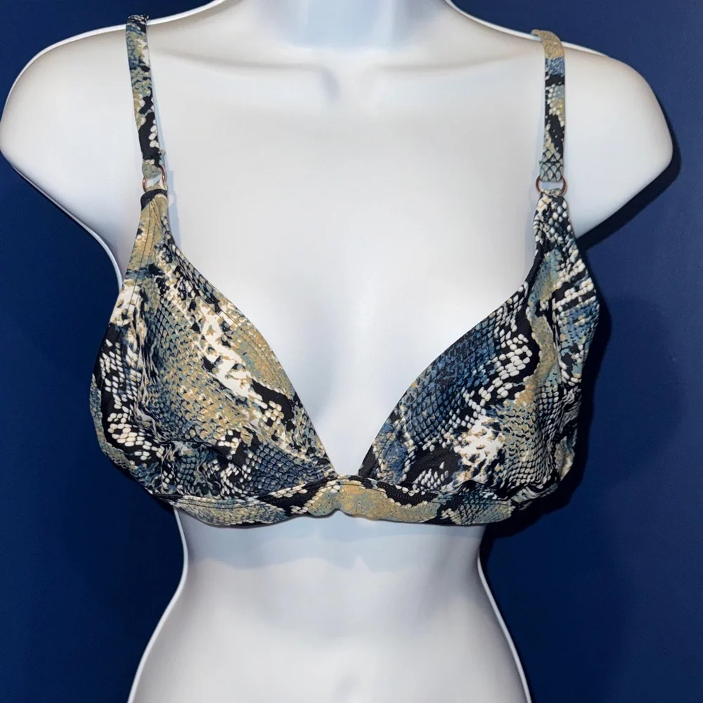 Shade & Shore- NWOT Snake Print Triangle Bikini Top Size Large 🐍🌊